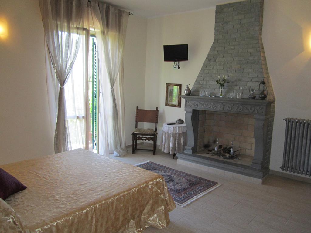 B&B Al Calcandola Sarzana Habitación foto